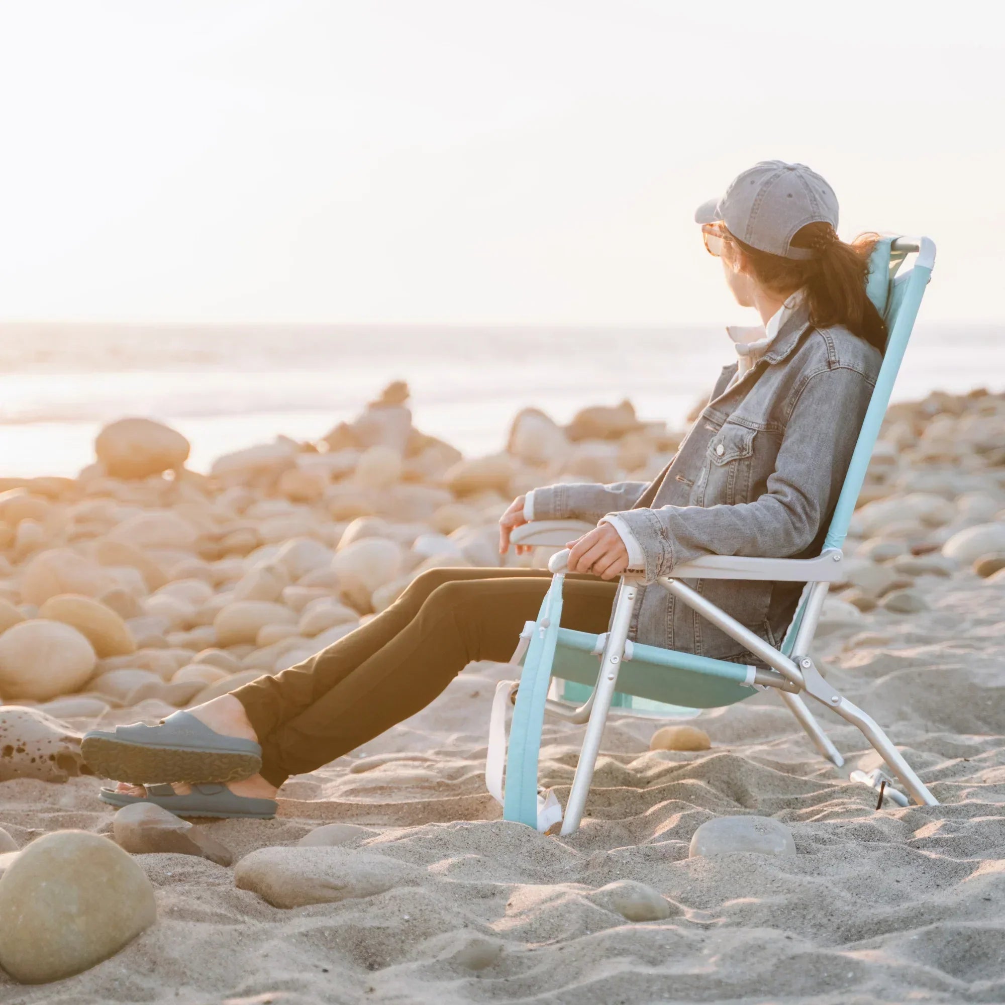 Bi-Fold Beach Chair™ | 7J28
